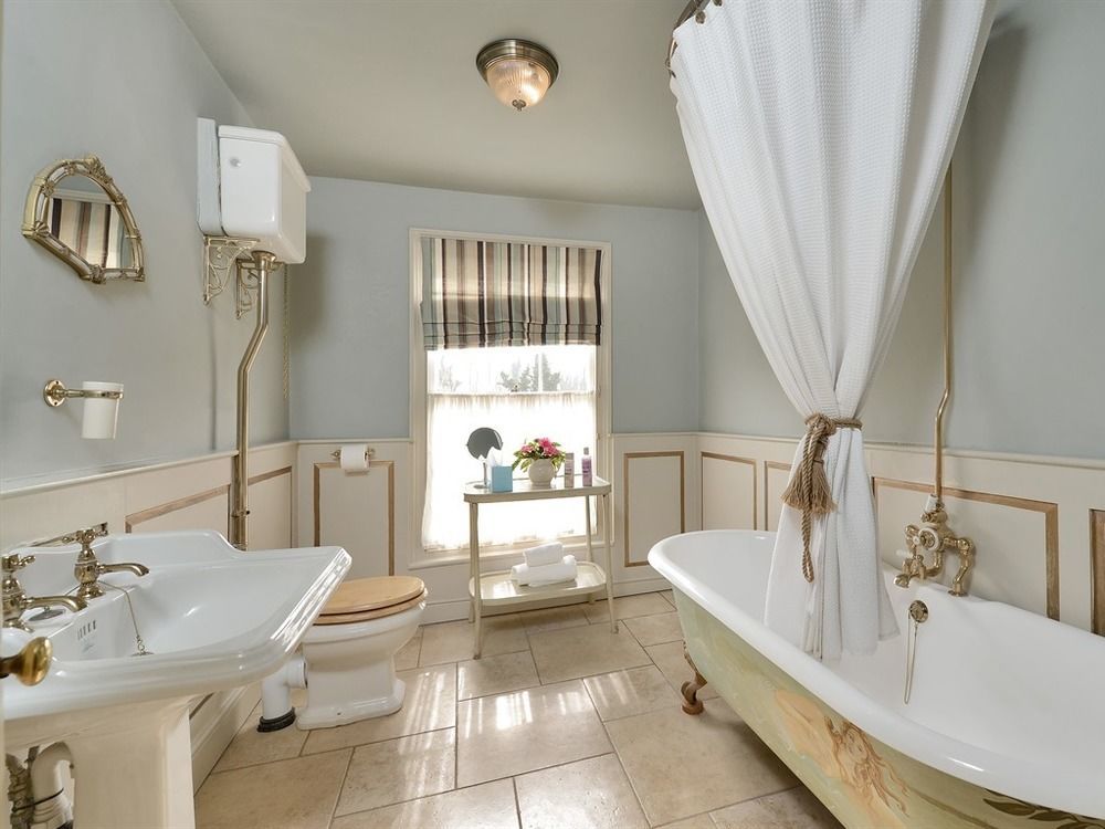 The Hollies Hotell Newark upon Trent Exteriör bild